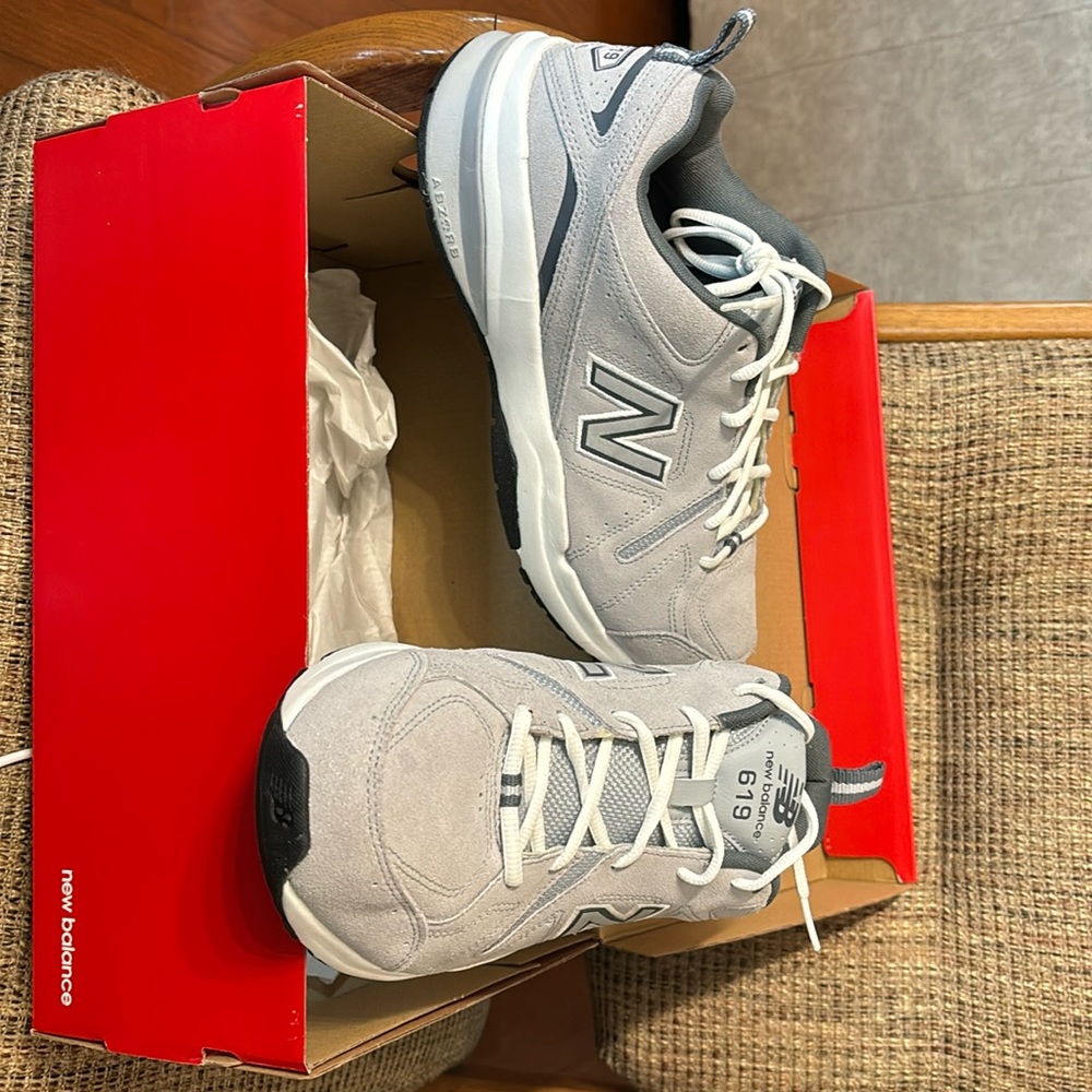 New Balance Men’s training size 10